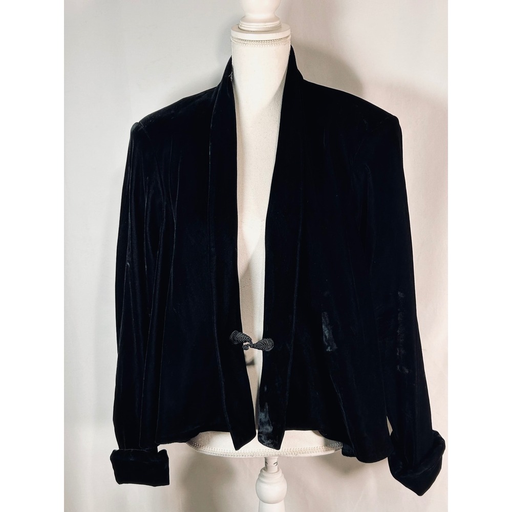 Vintage Scott McClintock Black Velvet Evening Jacket Frog Closure Small USA